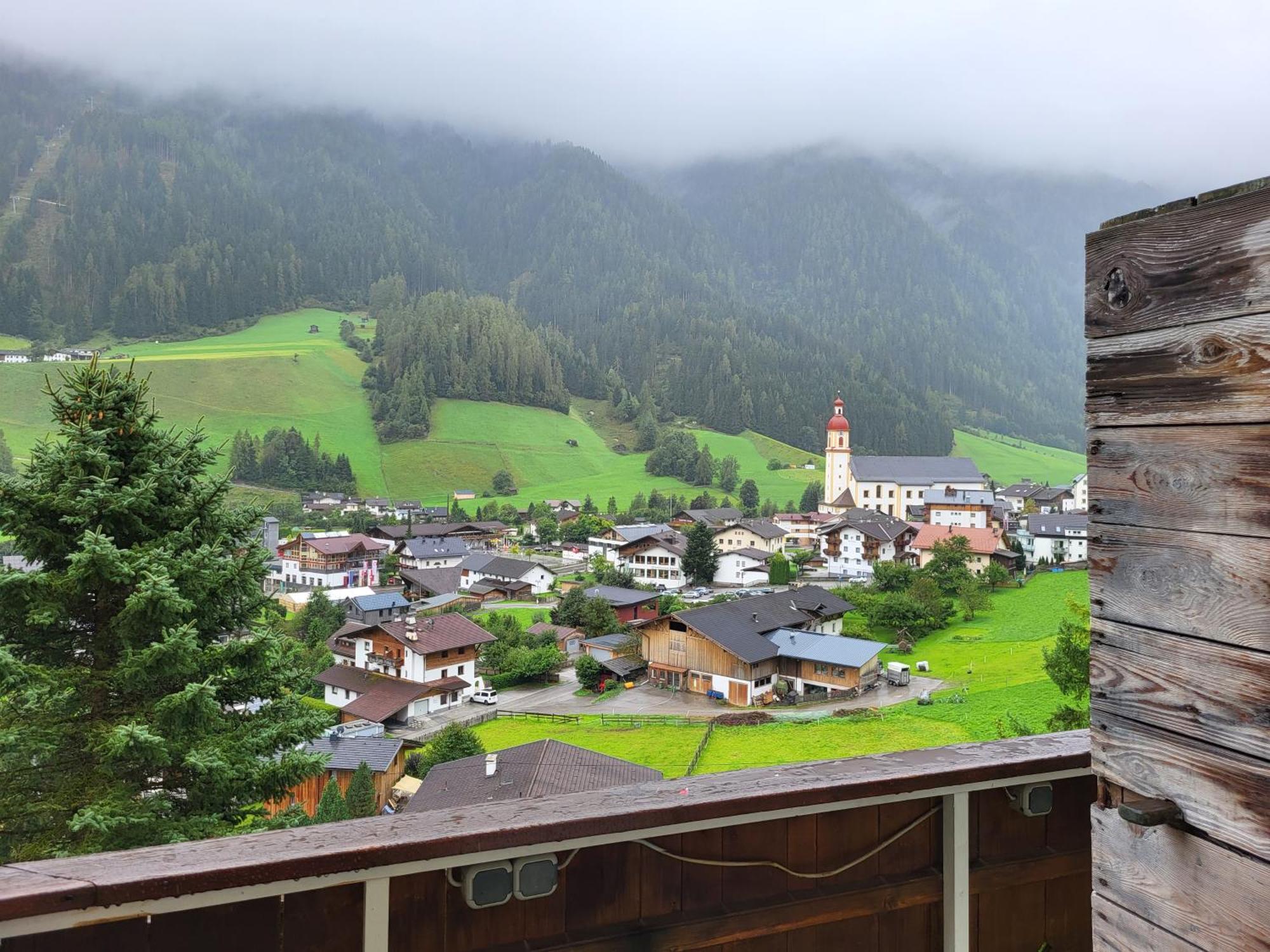 Pension Terra Neustift im Stubaital Eksteriør billede