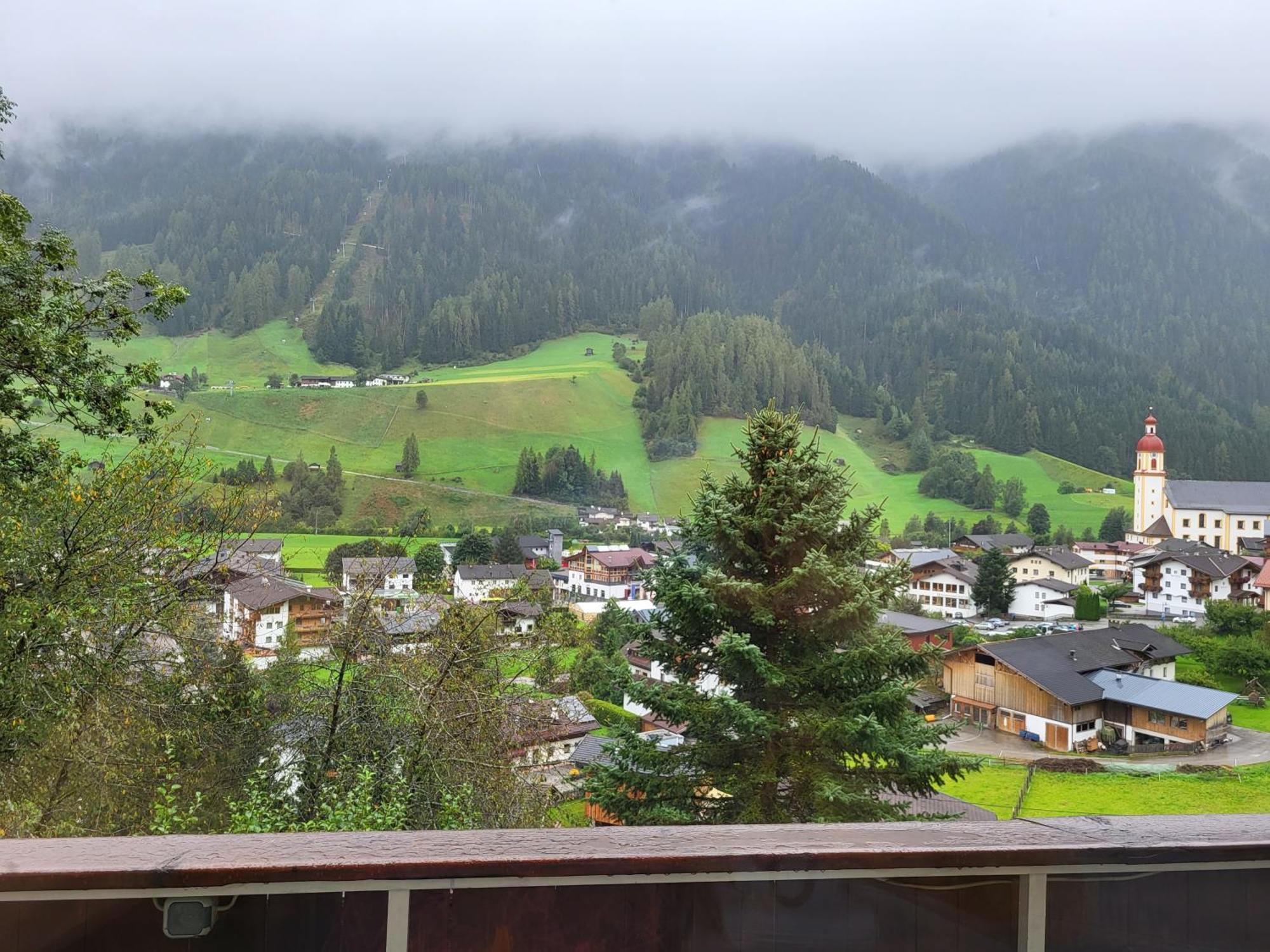Pension Terra Neustift im Stubaital Eksteriør billede