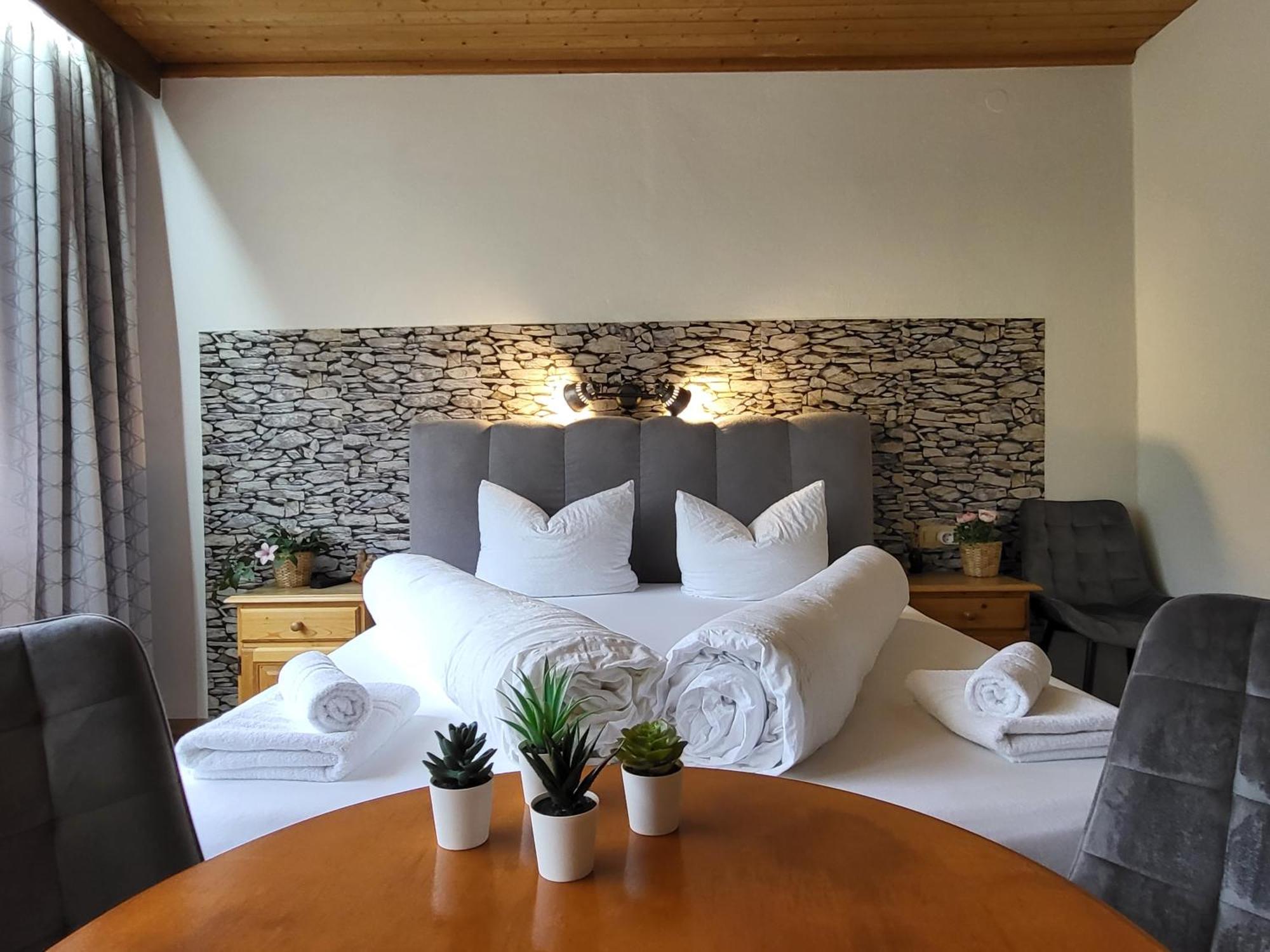 Pension Terra Neustift im Stubaital Eksteriør billede