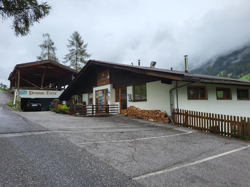 Pension Terra Neustift im Stubaital Eksteriør billede